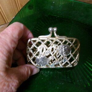 vtg cage gold tone 50s coin purse kiss lock top VGUC